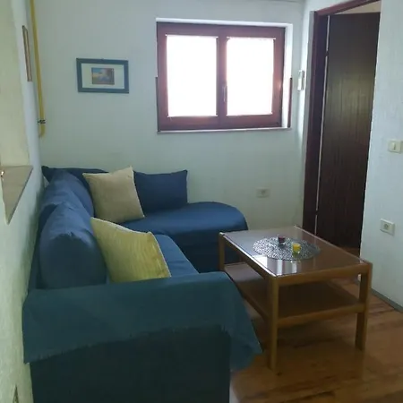 Ingrid Apartment