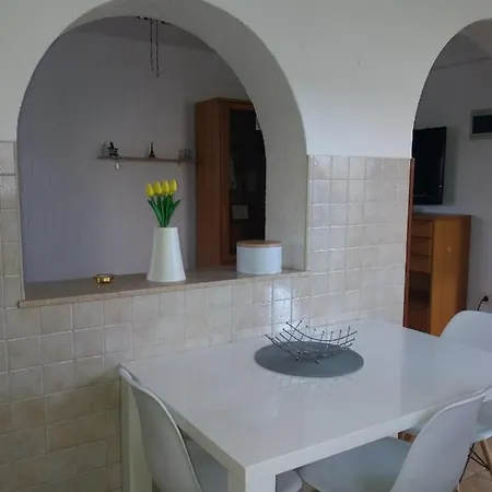 Ingrid Apartment